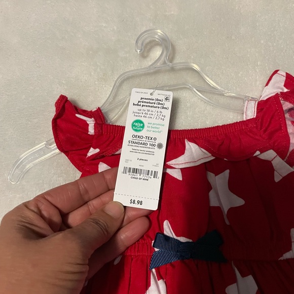 Newborn clothing for baby girl (bundle) - Picture 1 of 5